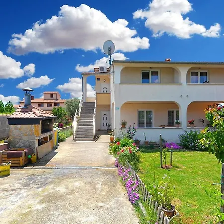Fuer 3 Personen Ca 35 Qm In Galizana, Istrien Istrische Riviera